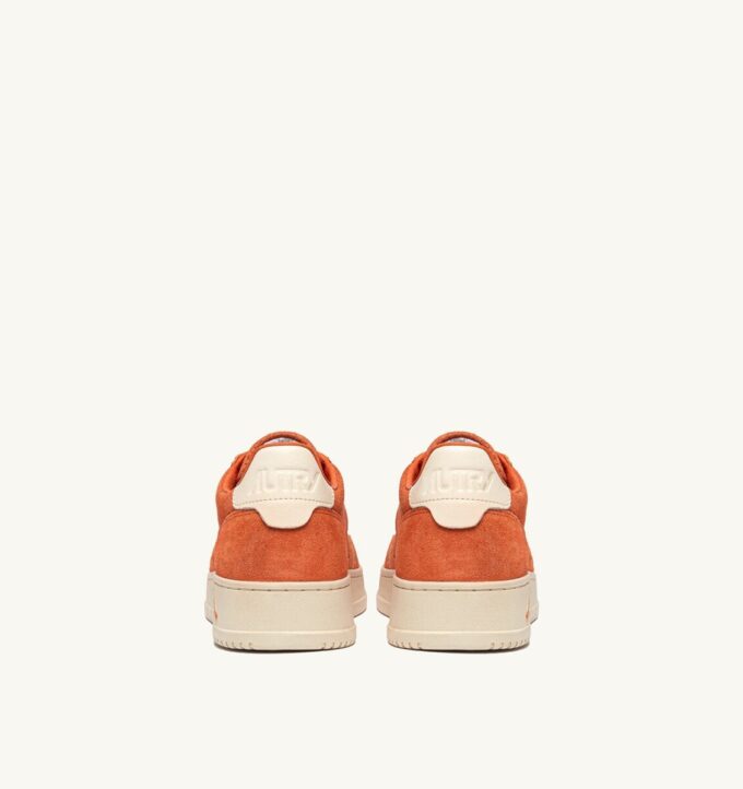MEDALIST LOW SNEAKER IN FANTA UND OFF WHITE WILDLEDER MEDALIST LOW SNEAKER IN FANTA UND OFF WHITE WILDLEDER
