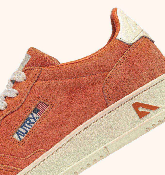 MEDALIST LOW SNEAKER IN FANTA UND OFF WHITE WILDLEDER MEDALIST LOW SNEAKER IN FANTA UND OFF WHITE WILDLEDER