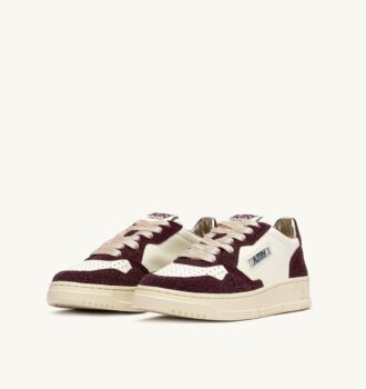 MEDALIST LOW SNEAKER IN LEDER MARSHMALLOW UND AMARONE GLITTER