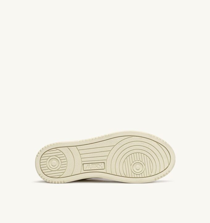 MEDALIST LOW SNEAKER IN LEDER MARSHMALLOW UND SAND GLITTER MEDALIST LOW SNEAKER IN LEDER MARSHMALLOW UND SAND GLITTER