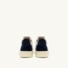 MEDALIST LOW SNEAKER IN LOFT GRAY UND SPACE BLUE WILDLEDER MEDALIST LOW SNEAKER IN LOFT GRAY UND SPACE BLUE WILDLEDER