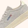 MEDALIST LOW SNEAKER IN MARMOR- UND OFF-WHITE-WILDLEDER MEDALIST LOW SNEAKER IN MARMOR- UND OFF-WHITE-WILDLEDER