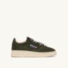 MEDALIST LOW SNEAKER IN MILITÄRGRÜN MIT PONYHAAR-EFFEKT MEDALIST LOW SNEAKER IN MILITÄRGRÜN MIT PONYHAAR-EFFEKT