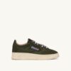 MEDALIST LOW SNEAKER IN MILITÄRGRÜN MIT PONYHAAR-EFFEKT MEDALIST LOW SNEAKER IN MILITÄRGRÜN MIT PONYHAAR-EFFEKT