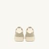 MEDALIST LOW SNEAKER IN PAPYRUS UND OFF WHITE SUEDE MEDALIST LOW SNEAKER IN PAPYRUS UND OFF WHITE SUEDE