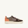MEDALIST LOW SNEAKER IN TRICOLOR BROWN FANTA UND MOKA SUEDE MEDALIST LOW SNEAKER IN TRICOLOR BROWN FANTA UND MOKA SUEDE