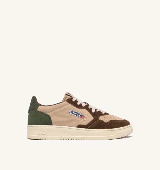 MEDALIST LOW SNEAKER IN TRICOLOR LAND AND CAPER SUEDE MEDALIST LOW SNEAKER IN TRICOLOR LAND AND CAPER SUEDE