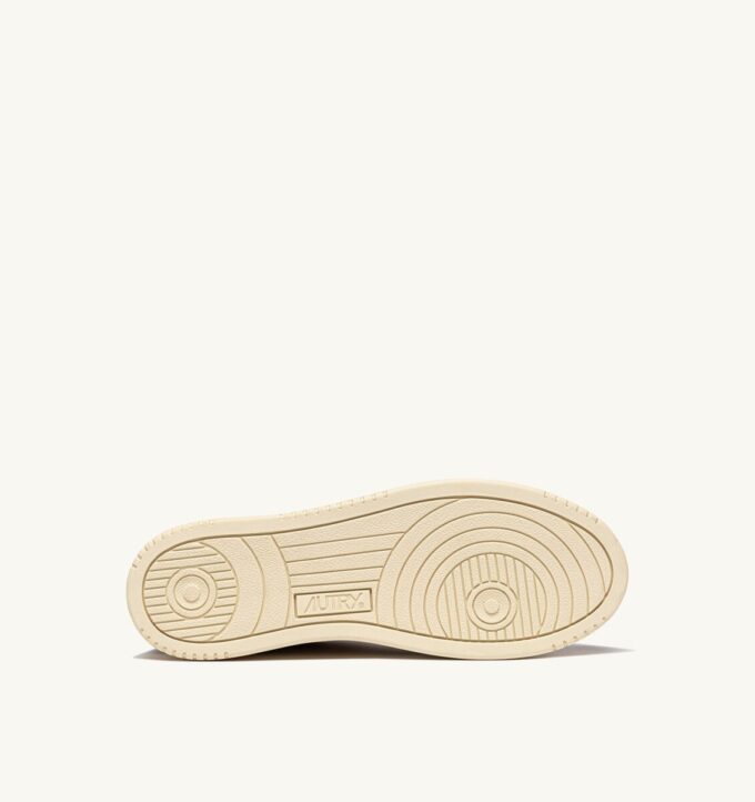 MEDALIST LOW SNEAKER IN TRICOLOR LAND AND CAPER SUEDE MEDALIST LOW SNEAKER IN TRICOLOR LAND AND CAPER SUEDE