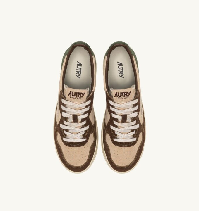 MEDALIST LOW SNEAKER IN TRICOLOR LAND AND CAPER SUEDE MEDALIST LOW SNEAKER IN TRICOLOR LAND AND CAPER SUEDE