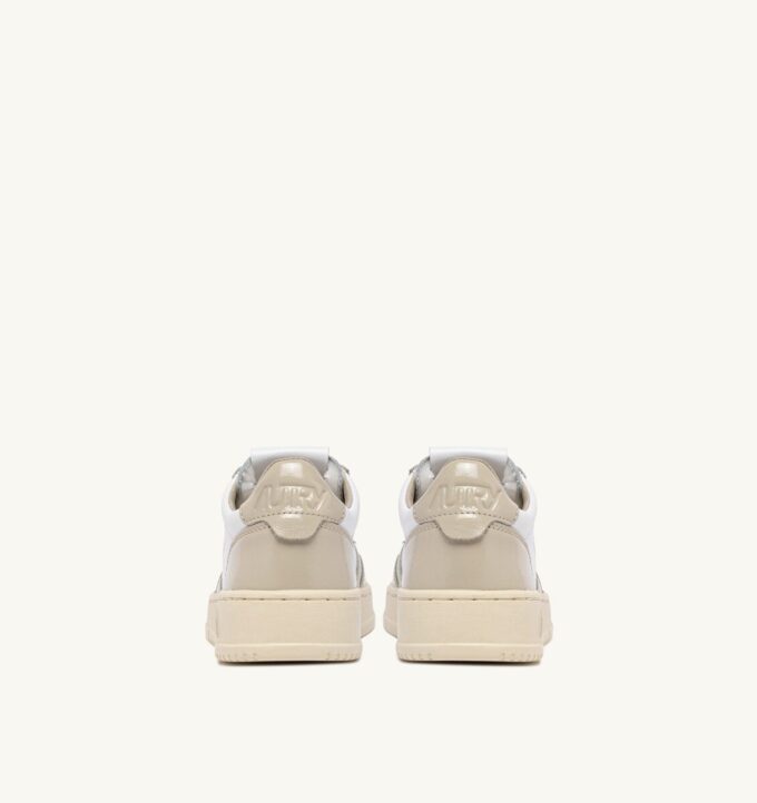 MEDALIST LOW SNEAKER IN WEISS UND TIDAL FOAM LEDER MEDALIST LOW SNEAKER IN WEISS UND TIDAL FOAM LEDER