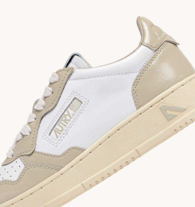 MEDALIST LOW SNEAKER IN WEISS UND TIDAL FOAM LEDER MEDALIST LOW SNEAKER IN WEISS UND TIDAL FOAM LEDER