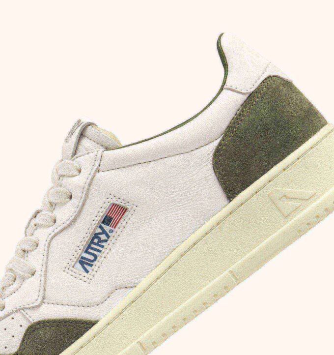 MEDALIST LOW SNEAKER IN WEISSEM UND MILITÄRISCHEM LEDER-WILDLEDER MEDALIST LOW SNEAKER IN WEISSEM UND MILITÄRISCHEM LEDER-WILDLEDER