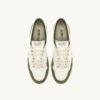 MEDALIST LOW SNEAKER IN WEISSEM UND MILITÄRISCHEM LEDER-WILDLEDER MEDALIST LOW SNEAKER IN WEISSEM UND MILITÄRISCHEM LEDER-WILDLEDER