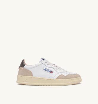 MEDALIST LOW SNEAKER IN WEISSEM UND MRÖTEM WILDLEDER UND LEDER