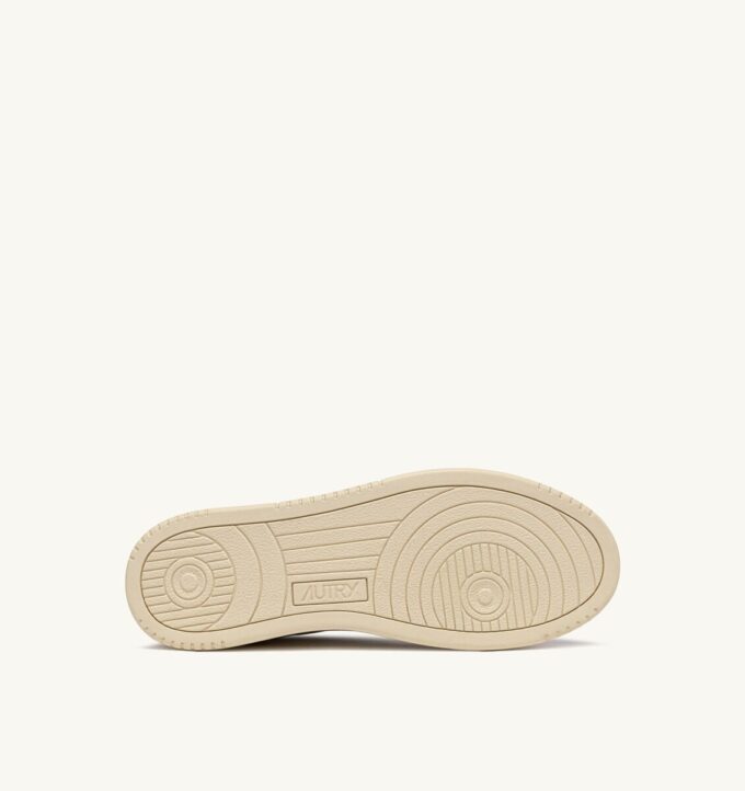 MEDALIST LOW SNEAKER IN WEISSEM UND MRÖTEM WILDLEDER UND LEDER MEDALIST LOW SNEAKER IN WEISSEM UND MRÖTEM WILDLEDER UND LEDER