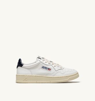 MEDALIST LOW SNEAKER IN WEISSEM UND SPACE LEDER