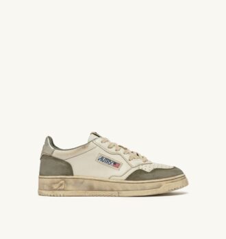MEDALIST LOW SNEAKER SUPER VINTAGE AUS WEISSEM UND SILBERNEN LEDER UND EIDECHSEN-WILDLEDER