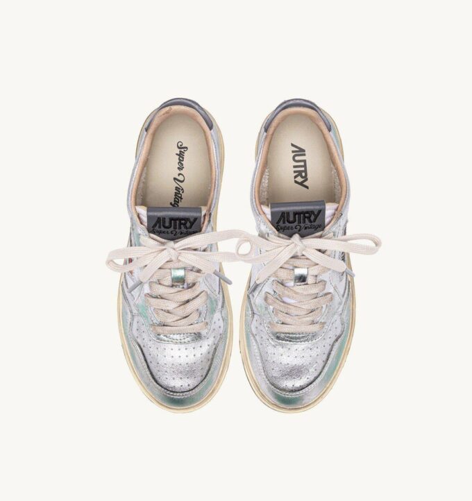MEDALIST LOW SNEAKER SUPER VINTAGE IN SILBERFARBENEM METALISIERTEM LEDER