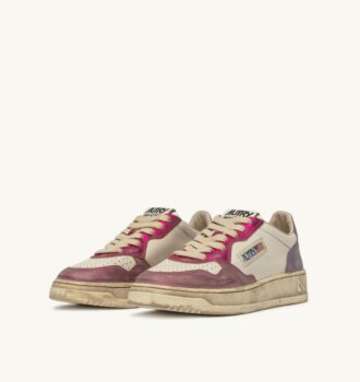 MEDALIST LOW SNEAKER SUPER VINTAGE IN WEISSEM, FUCHSIA- UND VIOLETTEM LEDER