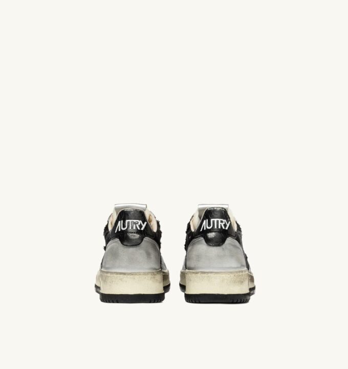 MEDALIST LOW SNEAKERS SUPER VINTAGE IN WEISSEM MESH, SILBERNEM WILDLEDER UND SCHWARZEM LEDER MEDALIST LOW SNEAKERS SUPER VINTAGE IN WEISSEM MESH, SILBERNEM WILDLEDER UND SCHWARZEM LEDER