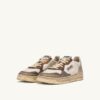 MEDALIST LOW SNEAKERS SUPER VINTAGE IN WEISSEM SCHOKOLADEN- UND SILBERLEDER MEDALIST LOW SNEAKERS SUPER VINTAGE IN WEISSEM SCHOKOLADEN- UND SILBERLEDER