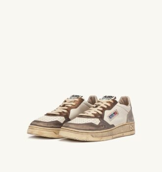 MEDALIST LOW SNEAKERS SUPER VINTAGE IN WEISSEM SCHOKOLADEN- UND SILBERLEDER