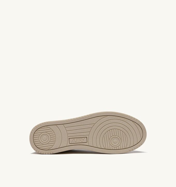 MEDALIST LOW SNEAKERS ZWEIFARBIG IN WEISS UND TIDAL FOAM LEDER MEDALIST LOW SNEAKERS ZWEIFARBIG IN WEISS UND TIDAL FOAM LEDER