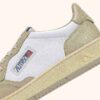 MEDALIST LOW SNEAKERS ZWEIFARBIG IN WEISS UND TIDAL FOAM LEDER