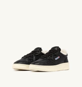 MEDALIST LOW SUPER SOFT SNEAKER AUS SCHWARZEM LEDER