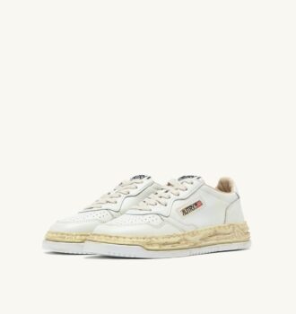 MEDALIST LOW SUPER VINTAGE ‚Autry x Maison MIHARA YASUHIRO General Scale.‘ Sneaker aus weißem Leder
