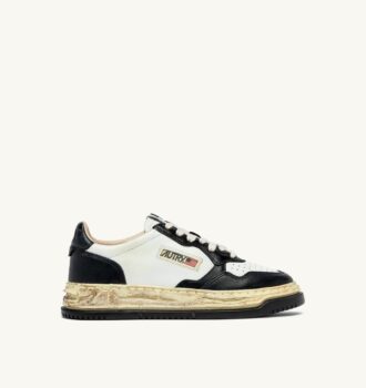 MEDALIST LOW SUPER VINTAGE ‚Autry x Maison MIHARA YASUHIRO General Scale.‘ Sneaker aus weißem und schwarzem Leder