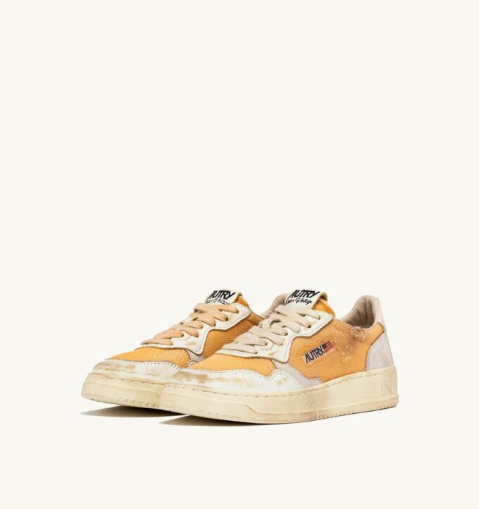 MEDALIST LOW SUPER VINTAGE SNEAKER AUS ORANGE- UND WEISSEM LEDER UND MESH