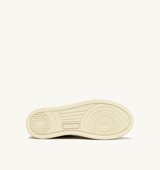 MEDALIST LOW SUPER VINTAGE SNEAKER AUS PLATIN UND VIOLETT GEBÜRSTETEM LEDER