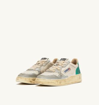 MEDALIST LOW SUPER VINTAGE SNEAKER AUS SILBER- UND AQUA-GEBÜRSTETEM LEDER