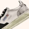 MEDALIST LOW SUPER VINTAGE SNEAKER AUS WEISSEM, SCHWARZEM UND SILBERNEN LEDER