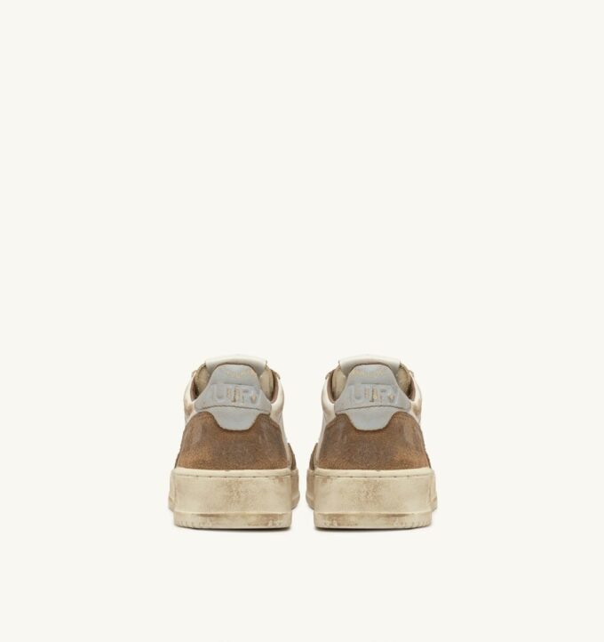MEDALIST LOW SUPER VINTAGE SNEAKER IN COGNAC UND MICROCHIP LEDER-WILDLEDER
