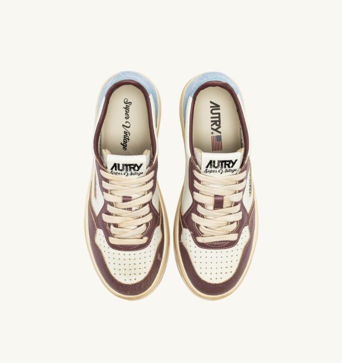 MEDALIST LOW SUPER VINTAGE SNEAKER IN WEISS, HIMMELSBLAU UND TAUPE