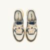 MEDALIST LOW SUPER VINTAGE SNEAKERS IN MARSHMALLOW UND SILBERBLAUEM LEDER