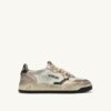 MEDALIST LOW SUPER VINTAGE SNEAKERS IN WEISSEM MESH, GOLDENEM WILDLEDER UND SCHWARZEM LEDER