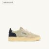 MEDALIST LOW TRICOLOR SNEAKER IN BEIGE ECRU UND SPACE BLUE SUEDE MEDALIST LOW TRICOLOR SNEAKER IN BEIGE ECRU UND SPACE BLUE SUEDE
