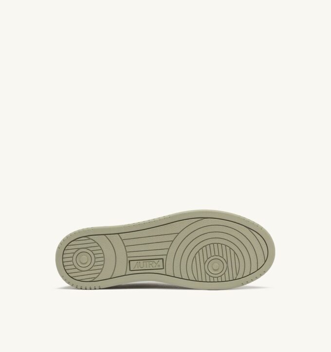 MEDALIST LOW TRICOLOR SNEAKER IN SANDBRAUNBEIGE UND GRÜN-GRAUEM WILDLEDER MEDALIST LOW TRICOLOR SNEAKER IN SANDBRAUNBEIGE UND GRÜN-GRAUEM WILDLEDER