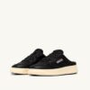 MEDALIST MULE SNEAKERS AUS SCHWARZEM NAPALEDER MEDALIST MULE SNEAKERS AUS SCHWARZEM NAPALEDER
