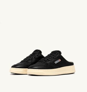 MEDALIST MULE SNEAKERS AUS SCHWARZEM NAPALEDER