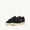 MEDALIST MUTTON SNEAKER AUS SCHWARZEM WILDLEDER UND LAMM MEDALIST MUTTON SNEAKER AUS SCHWARZEM WILDLEDER UND LAMM