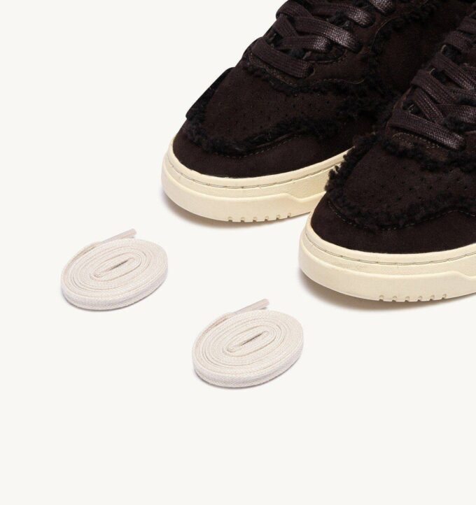 MEDALIST MUTTON SNEAKERS AUS BRAUNEN WILDLEDER UND LAMM MEDALIST MUTTON SNEAKERS AUS BRAUNEN WILDLEDER UND LAMM