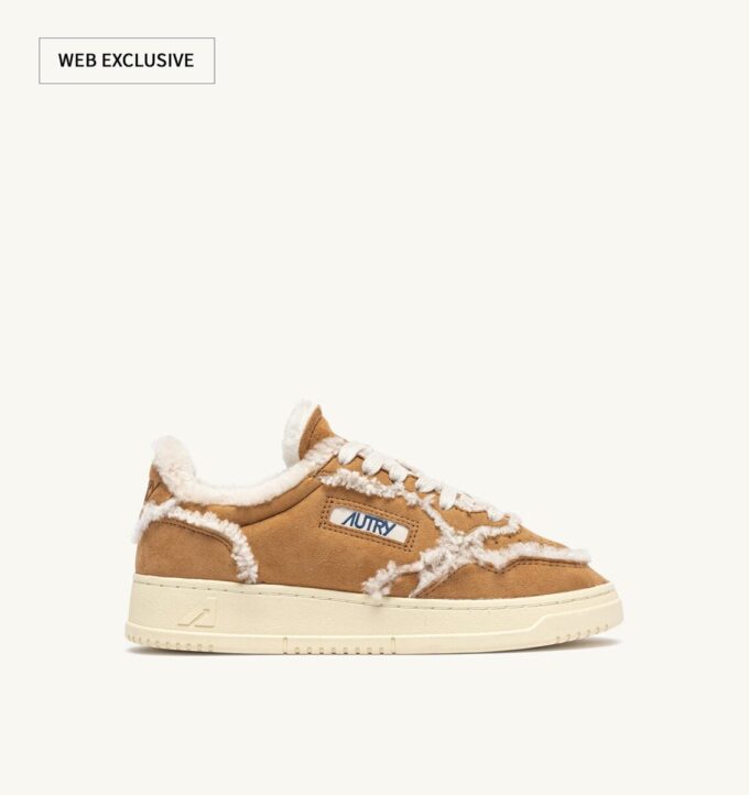 MEDALIST MUTTON SNEAKERS IN COGNAC SUEDE AND ELFENBEIN LAGER MEDALIST MUTTON SNEAKERS IN COGNAC SUEDE AND ELFENBEIN LAGER