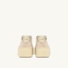 MEDALIST PLATFORM-SNEAKER AUS WEISSEM UND PLATIN-WILDLEDER UND LEDER MEDALIST PLATFORM-SNEAKER AUS WEISSEM UND PLATIN-WILDLEDER UND LEDER
