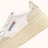 MEDALIST PLATFORM-SNEAKER AUS WEISSEM UND PLATIN-WILDLEDER UND LEDER MEDALIST PLATFORM-SNEAKER AUS WEISSEM UND PLATIN-WILDLEDER UND LEDER