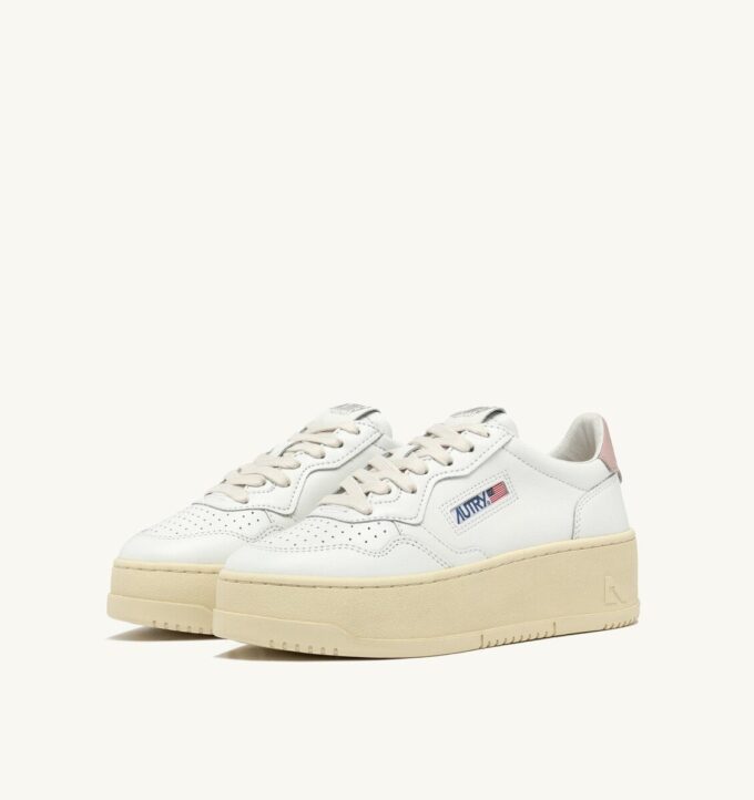 MEDALIST PLATFORM-SNEAKER AUS WEISSEM UND PUDERROSA LEDER MEDALIST PLATFORM-SNEAKER AUS WEISSEM UND PUDERROSA LEDER