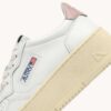 MEDALIST PLATFORM-SNEAKER AUS WEISSEM UND PUDERROSA LEDER MEDALIST PLATFORM-SNEAKER AUS WEISSEM UND PUDERROSA LEDER